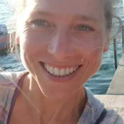 Alexandra Debosky, exploratrice de l'école de la vie.